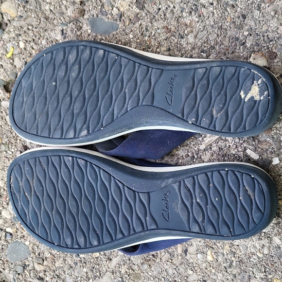 Clarks cushioned sandal - Picture 6 of 6